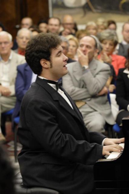 il pianista Marco Grilli